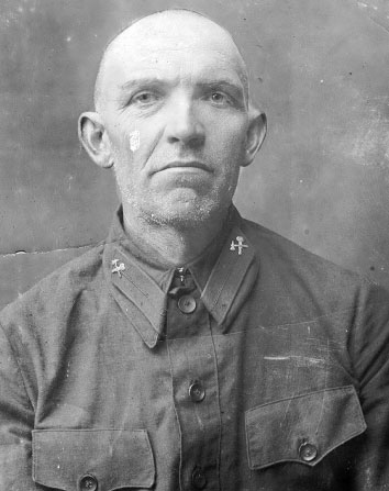 С. В. Столяров ( пожарный поселкового коммунального хозяйства, участник ВОВ